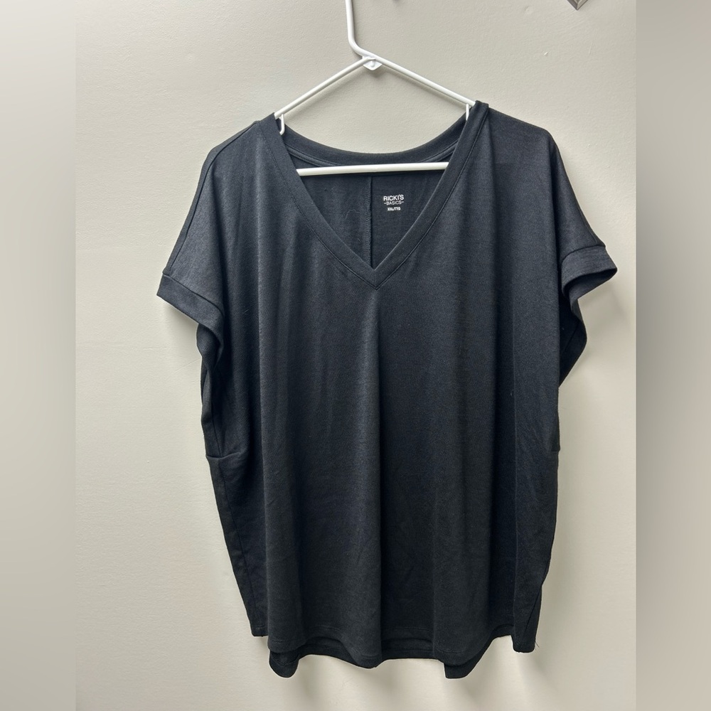 Ricki’s Basics Women’s Black V Neck T Shirt‎